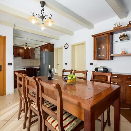 بيت للعطل Casa Rita *